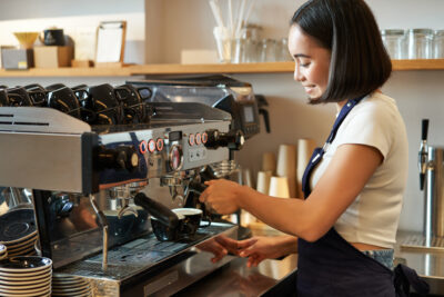 Equipamiento indispensable para cafeterías en Perú